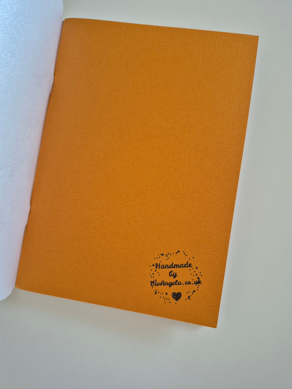 ✨ 6″ × 8.5″ Blank Notebook – 30 Pages ✨