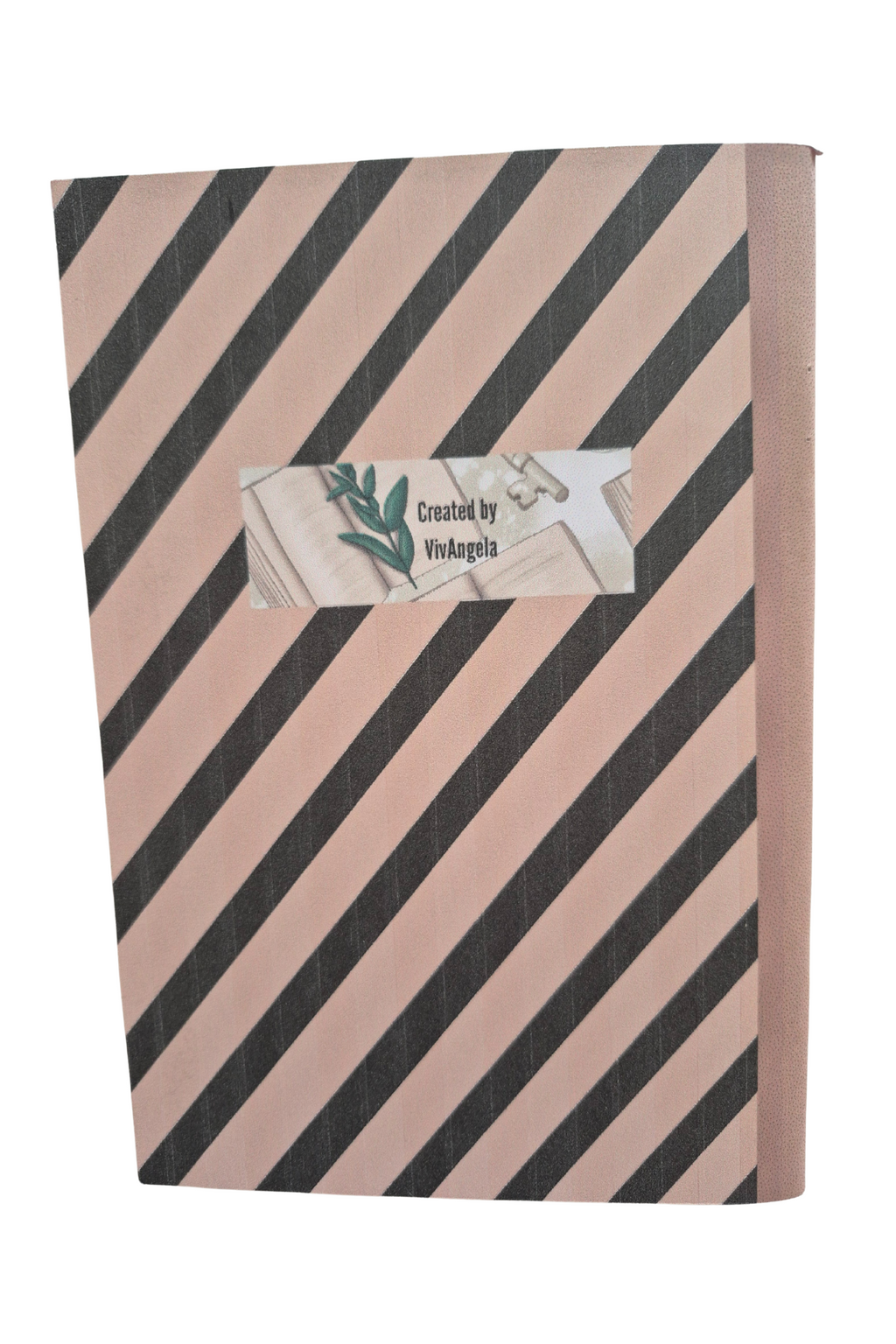 ✨ 6″ × 8.5″ Blank Notebook – 30 Pages ✨